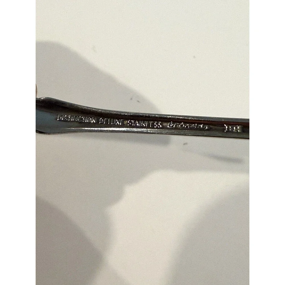 Set of 11 Oneida RAPHAEL Distinction Deluxe Stainless Seafood Cocktail Forks 6”